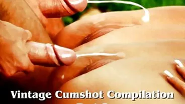 லியா சில்வர் மற்றும் ஸ்டெபானி கைலர் ஒரு பெரிய டிக் மூலம் புணர்கிறார்கள்